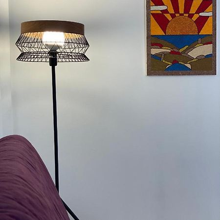 شقة The Bohemian In Exarcheia Athens Center المظهر الخارجي الصورة
